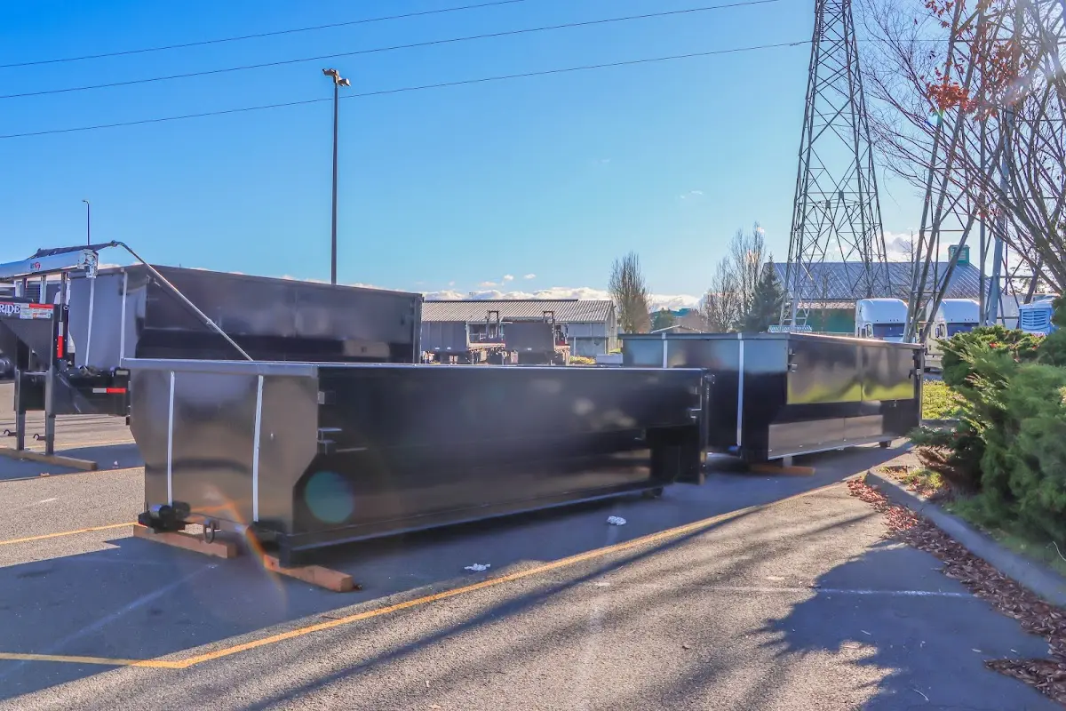 Professional dumpster rental and junk removal service in Candlewick Lake